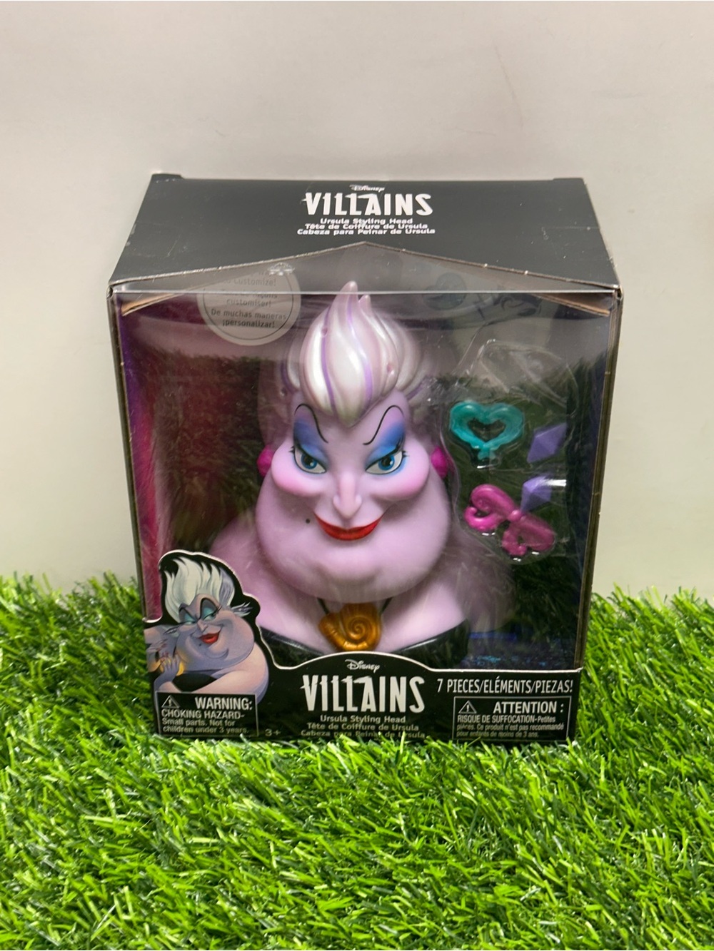 Disney Villains Ursula from The Little Mermaid Styling Head 10 In.  New in Box!